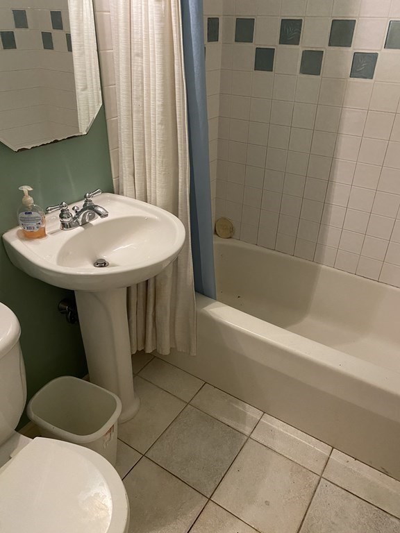 150 Beaconsfield Road, Unit T2 Brookline, MA 02445 - Photo 11 of 16