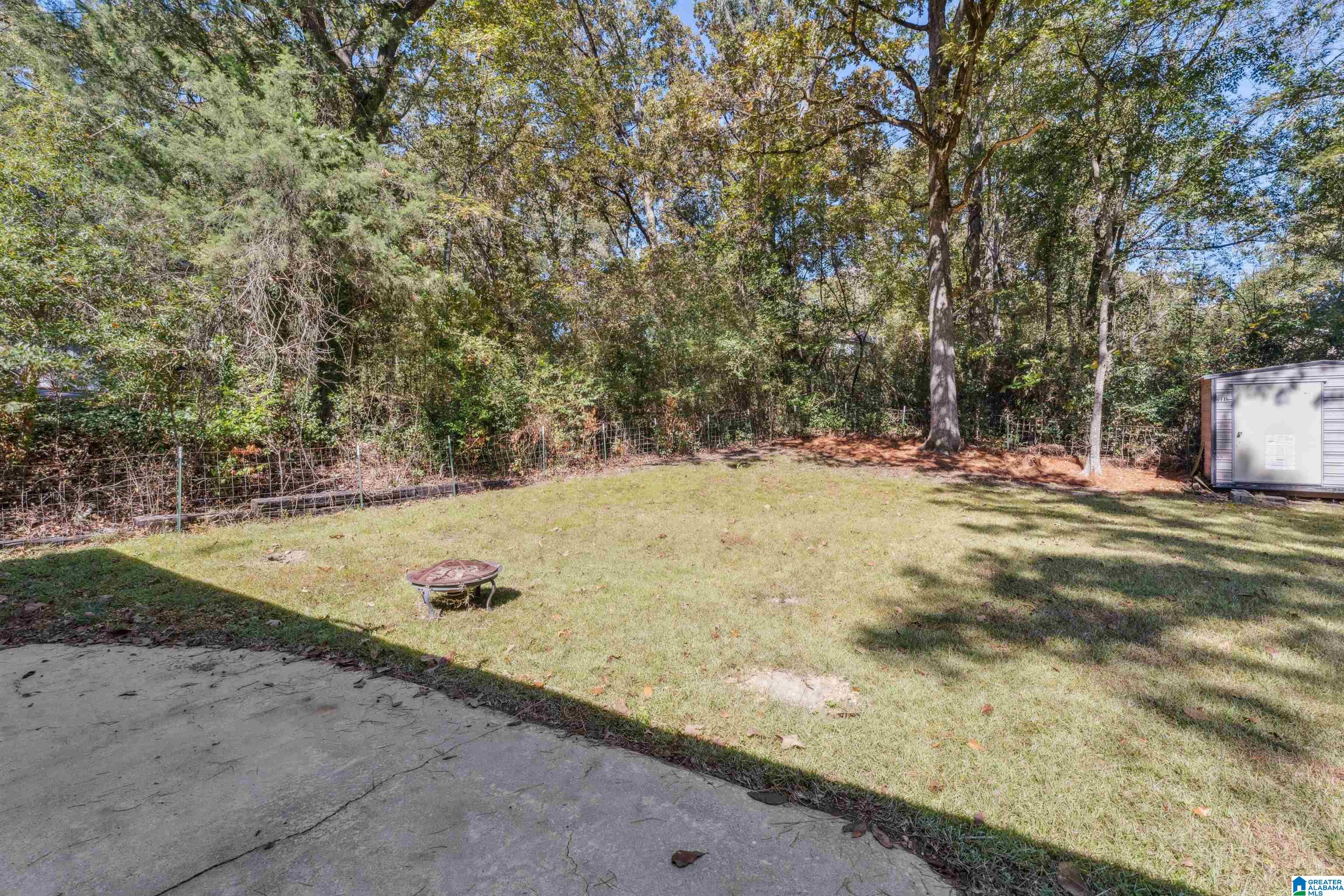 1238 Bennett Drive Alabaster, AL 35007 - Photo 35 of 43