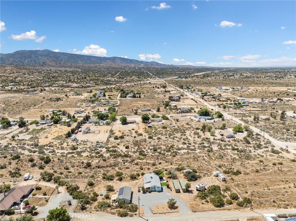 8837 Malpaso Road Phelan, CA 92371 - Photo 38 of 72