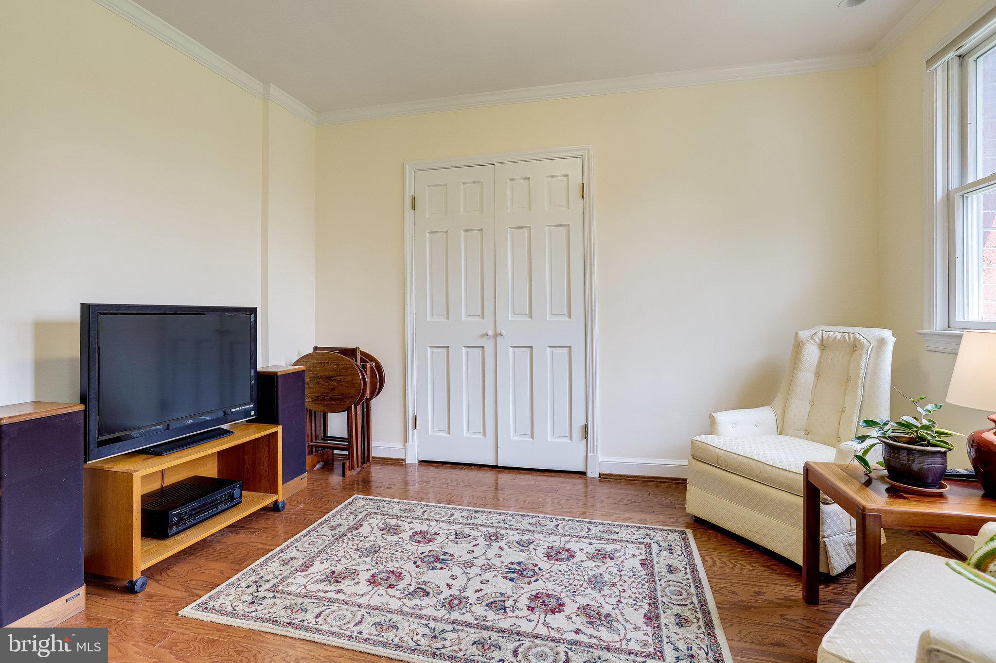 2411 North Glebe Road Arlington, VA 22207 - Photo 12 of 94 Gallery Image 12