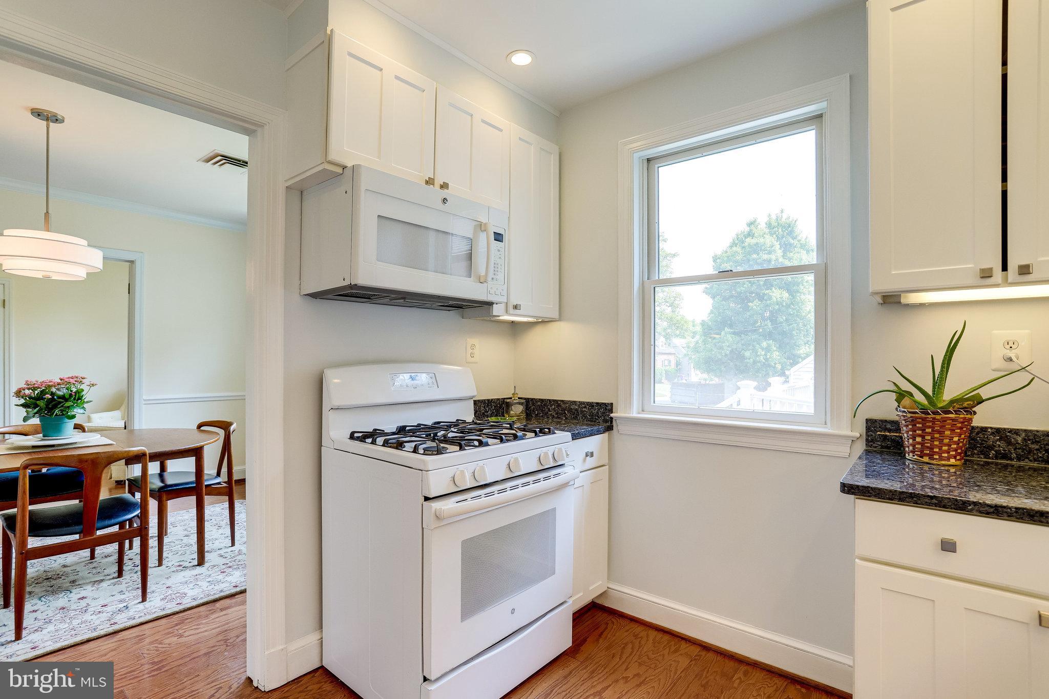 2411 North Glebe Road Arlington, VA 22207 - Photo 20 of 94 Gallery Image 20