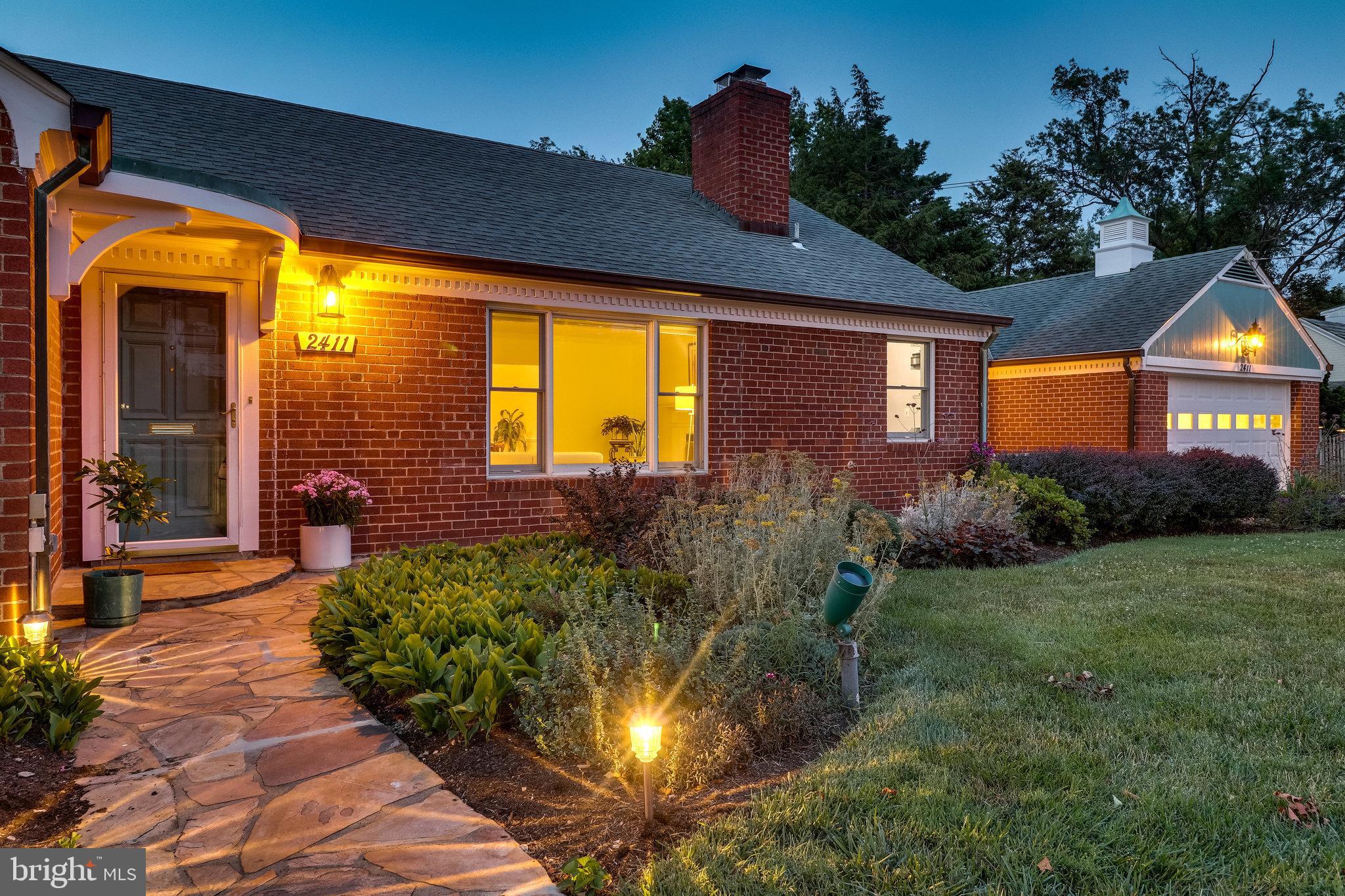 2411 North Glebe Road Arlington, VA 22207 - Photo 3 of 94 Gallery Image 3