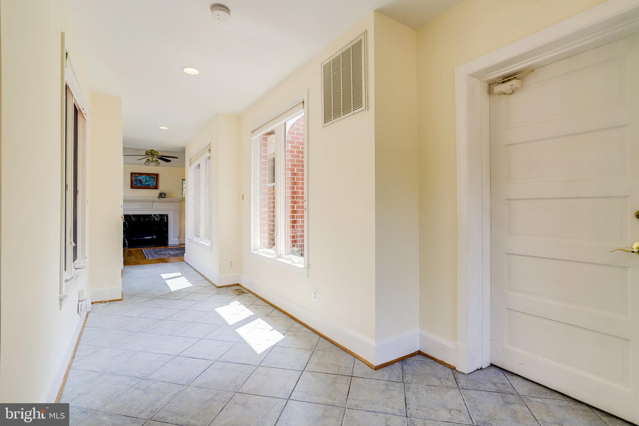 2411 North Glebe Road Arlington, VA 22207 - Photo 24 of 94 Gallery Image 24