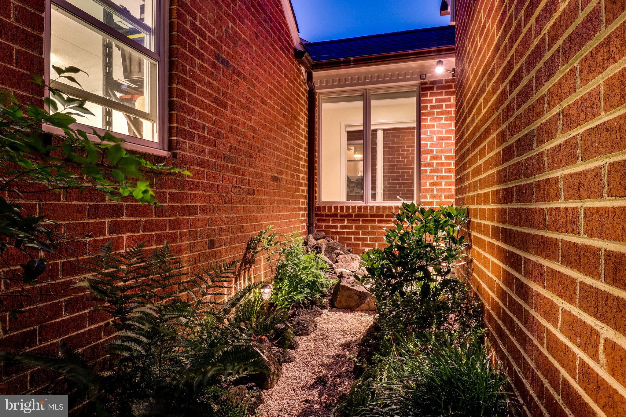 2411 North Glebe Road Arlington, VA 22207 - Photo 29 of 94 Gallery Image 29
