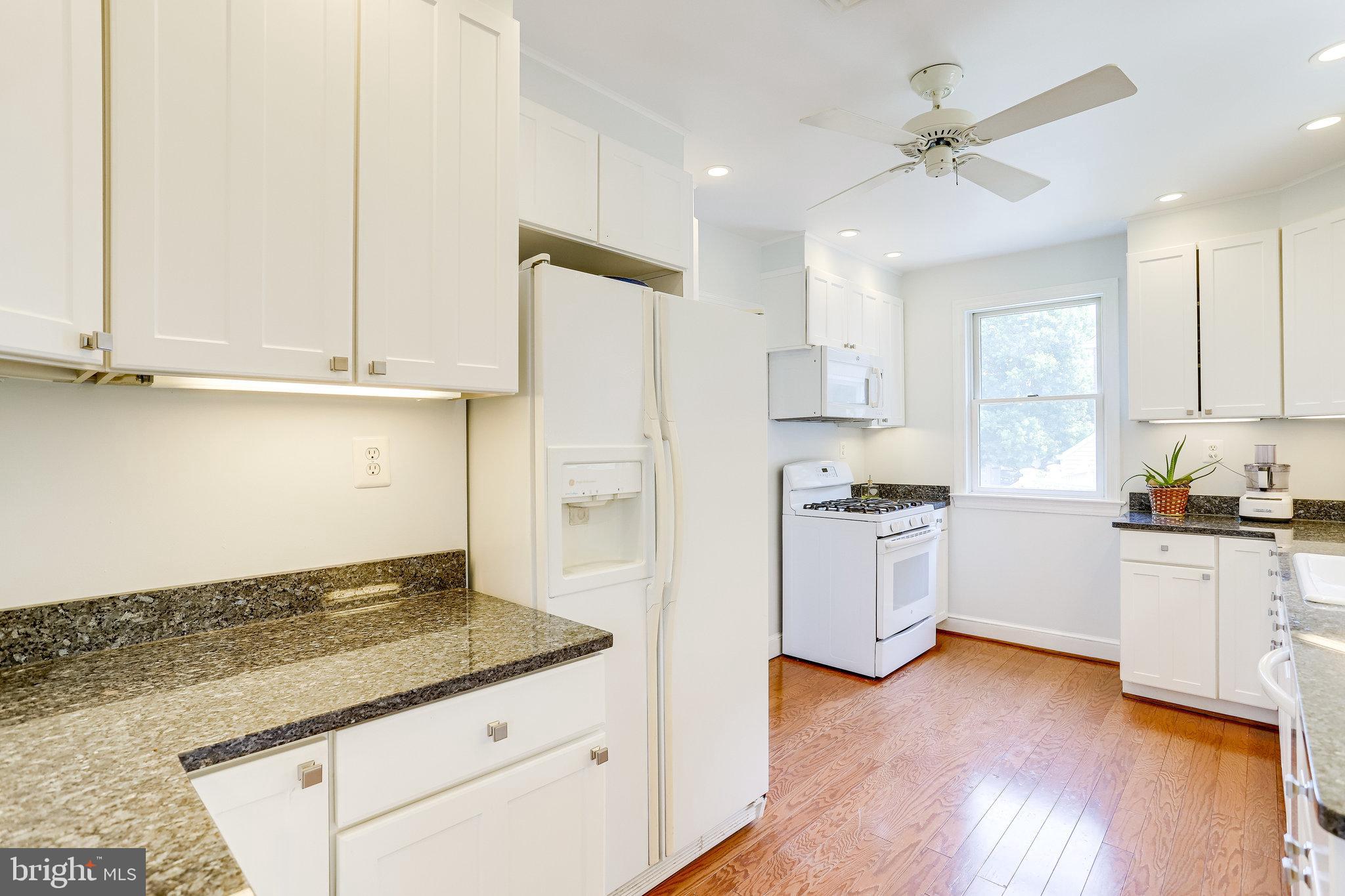 2411 North Glebe Road Arlington, VA 22207 - Photo 48 of 94 Gallery Image 48