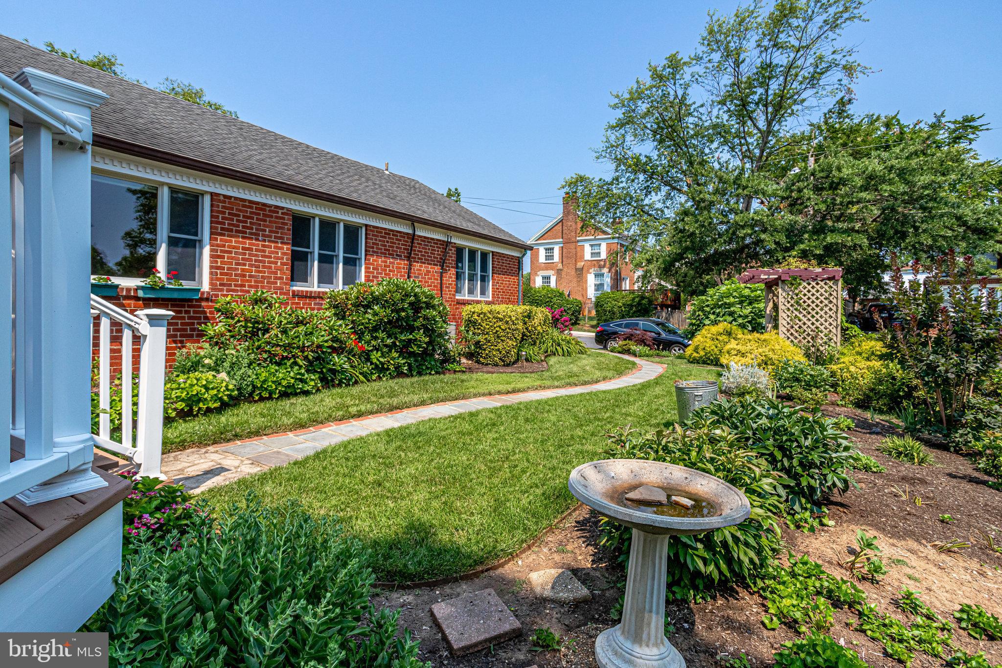 2411 North Glebe Road Arlington, VA 22207 - Photo 75 of 94 Gallery Image 75