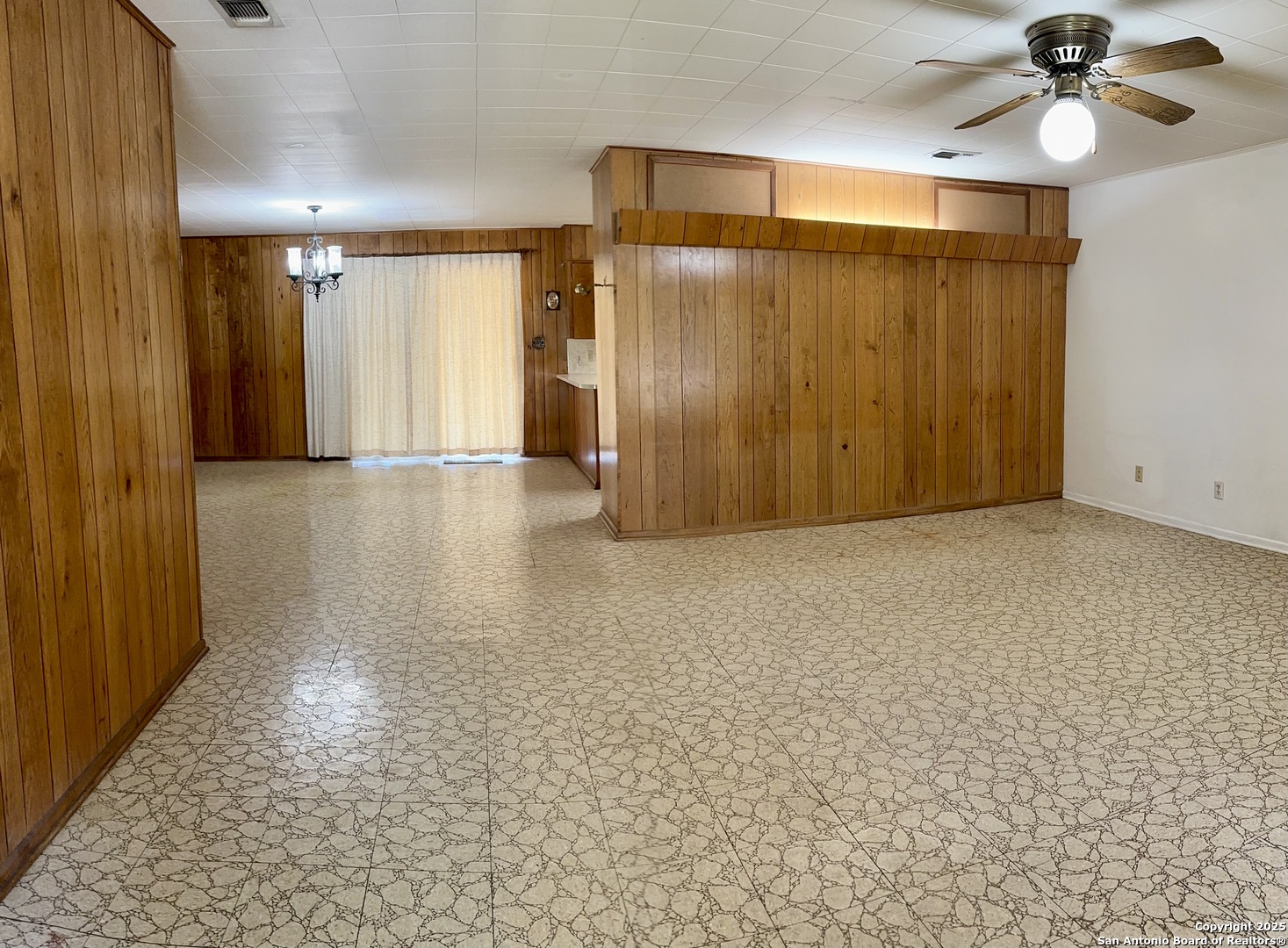 779 Main Street Utopia, TX 78884 - Photo 15 of 22 wooden floor in an empty room
