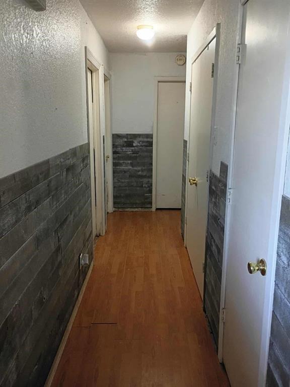 634 East Eubank Street Mabank, TX 75147 - Photo 13 of 40 a view of walk in closet