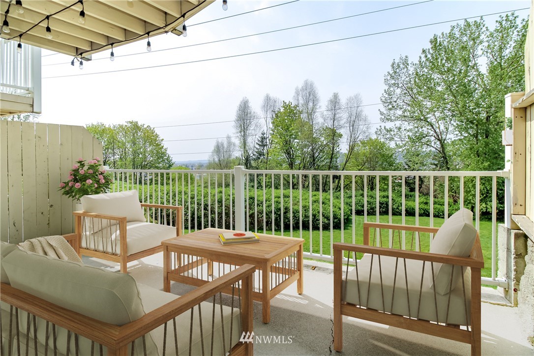 821 Sunset Boulevard Northeast, Unit C2 Renton, WA 98056 - Photo 16 of 26 Gallery Image 16
