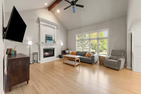 $685,000 | 26407 Silverleaf Drive, Plainfield, IL 60585