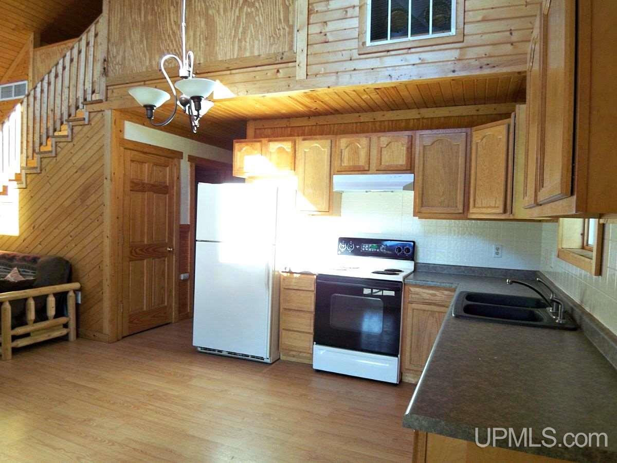 17835 North Holmes Junction Plat Road West Pembine, WI 54156 - Photo 3 of 29