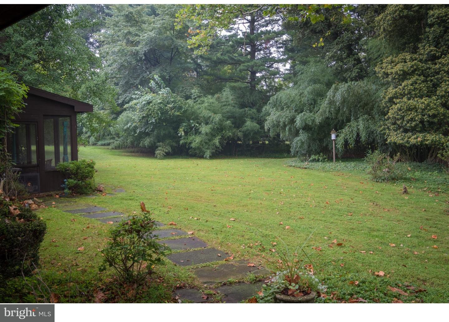 317 Ellis Road Havertown, PA 19083 - Photo 14 of 15