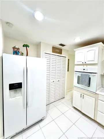 $3,300 | 4215 Northeast Carrol Court, Jensen Beach, FL 34957