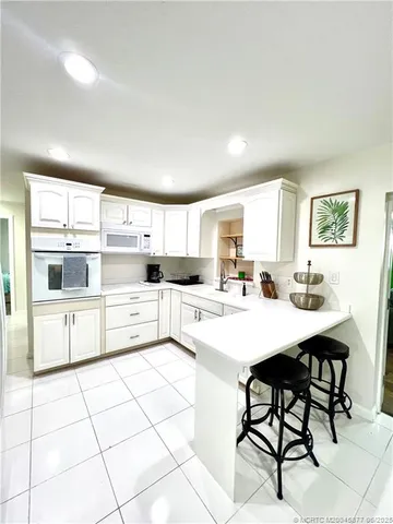 $3,300 | 4215 Northeast Carrol Court, Jensen Beach, FL 34957