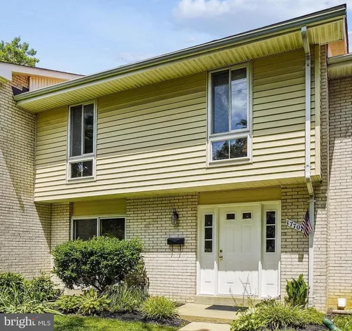 $2,850 | 17707 Amity Drive, Unit 1D, Gaithersburg, MD 20877