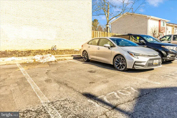 $2,850 | 17707 Amity Drive, Unit 1D, Gaithersburg, MD 20877