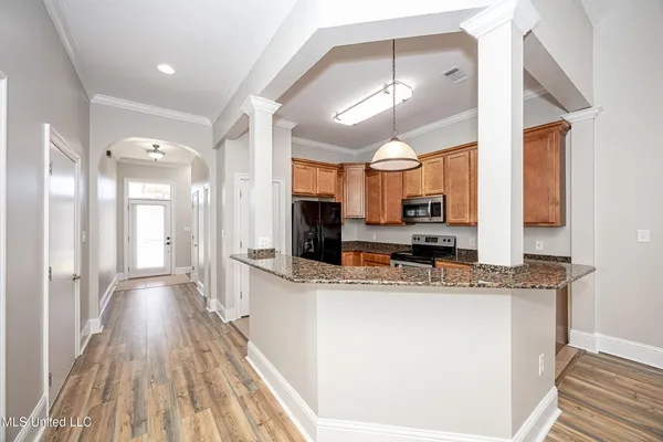 $690,000 | 212 Capri Place, Unit 212, Ocean Springs, MS 39564