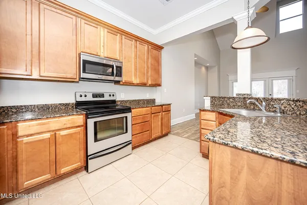 $690,000 | 212 Capri Place, Unit 212, Ocean Springs, MS 39564