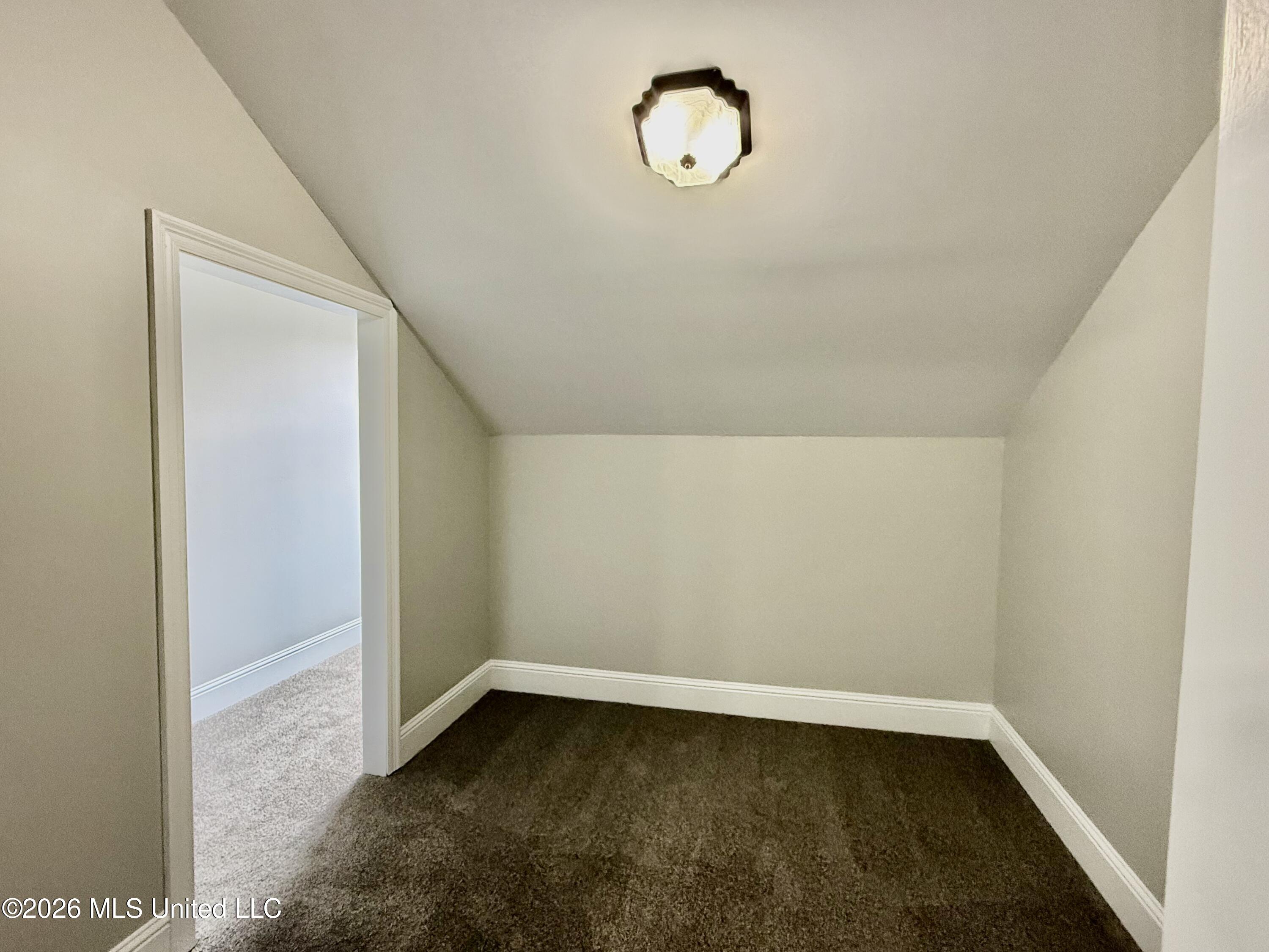 212 Capri Place, Unit 212 Ocean Springs, MS 39564 - Photo 34 of 44 No 2 Br study