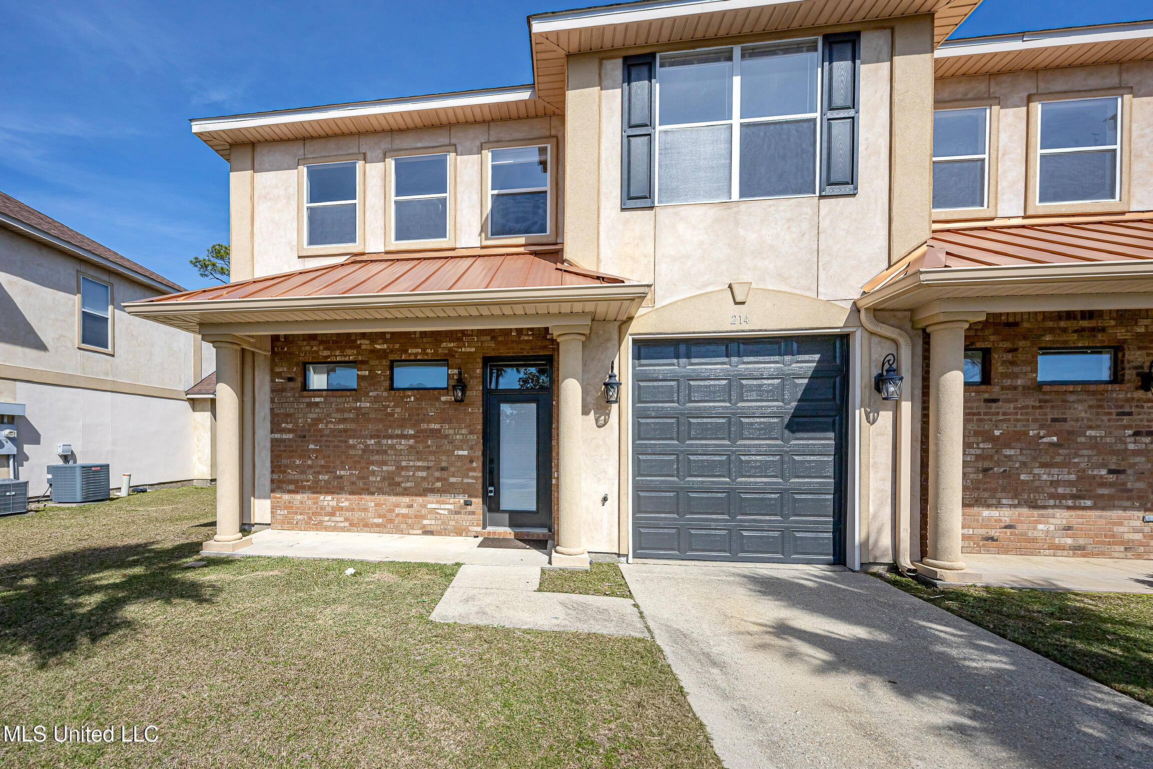 212 Capri Place, Unit 212 Ocean Springs, MS 39564 - Photo 4 of 44 Capri Place