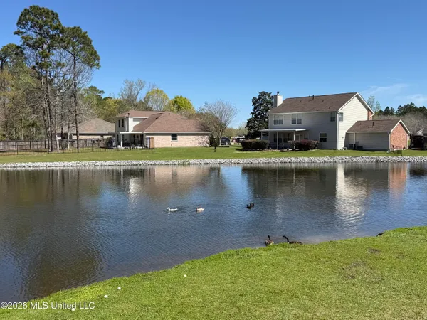 $690,000 | 212 Capri Place, Unit 212, Ocean Springs, MS 39564