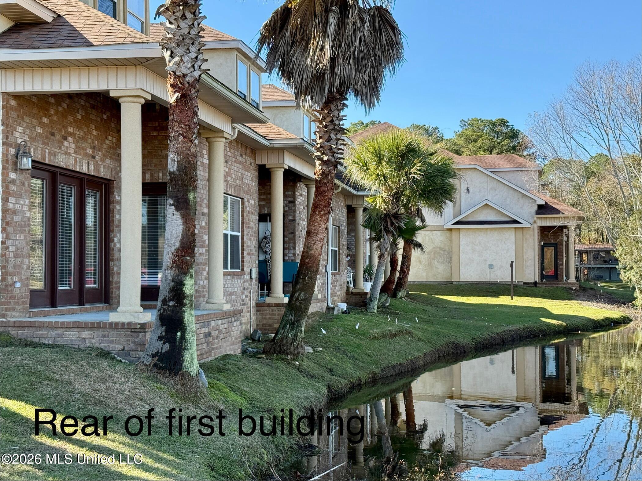 212 Capri Place, Unit 212 Ocean Springs, MS 39564 - Photo 8 of 44 Lakeview
