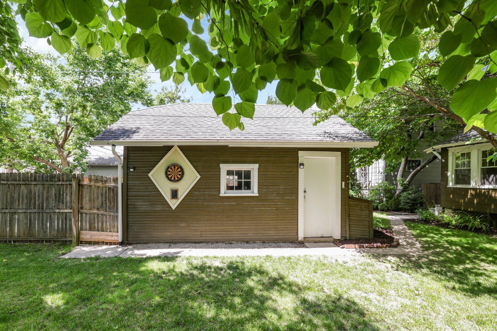379 Crestview Road Columbus, OH 43202 - Photo 41 of 44 46-web-or-mls-GR7A7743