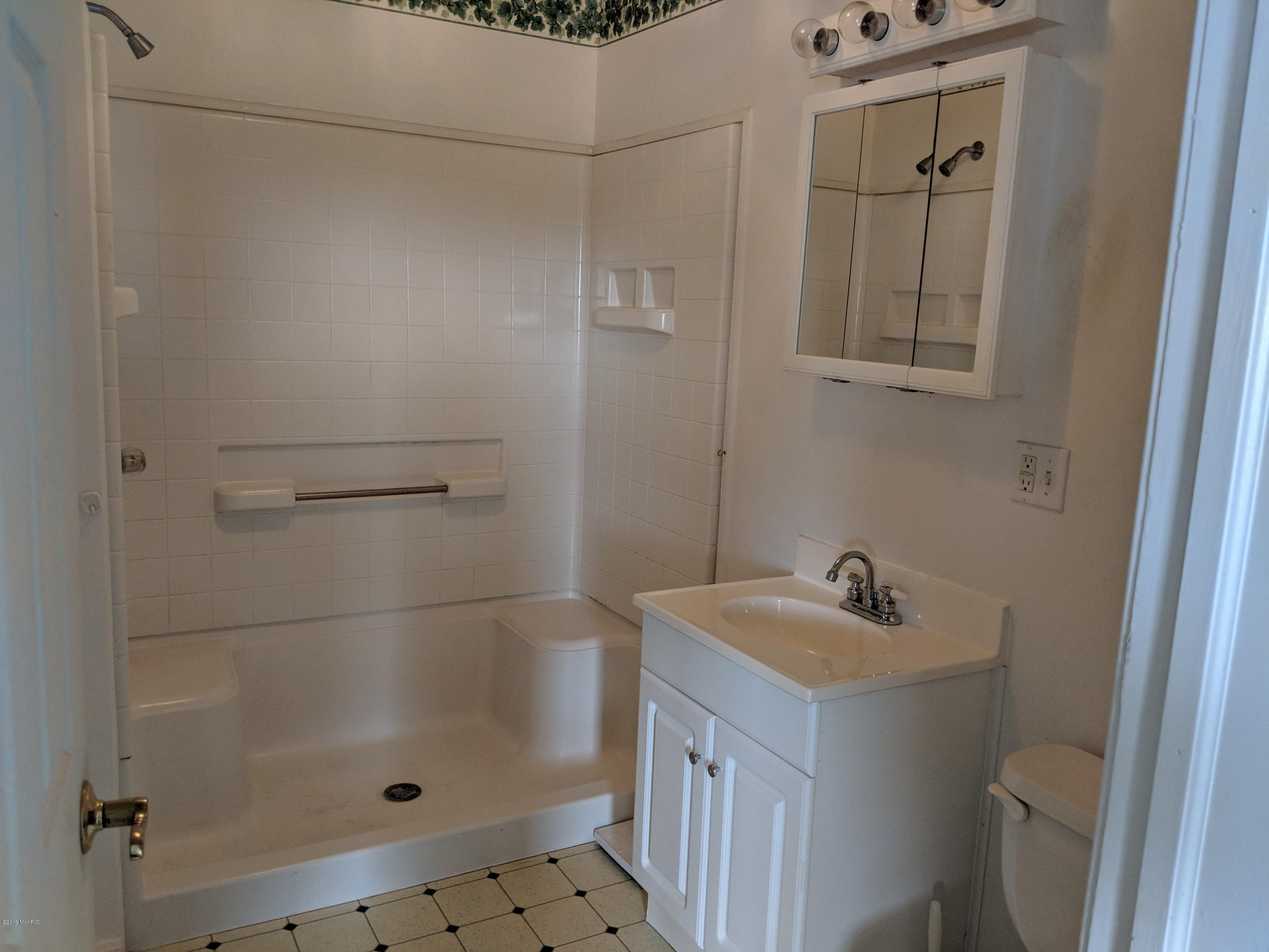 1113 East Riley-Thompson Road Muskegon, MI 49445 - Photo 17 of 38 IMG_20190407_120339