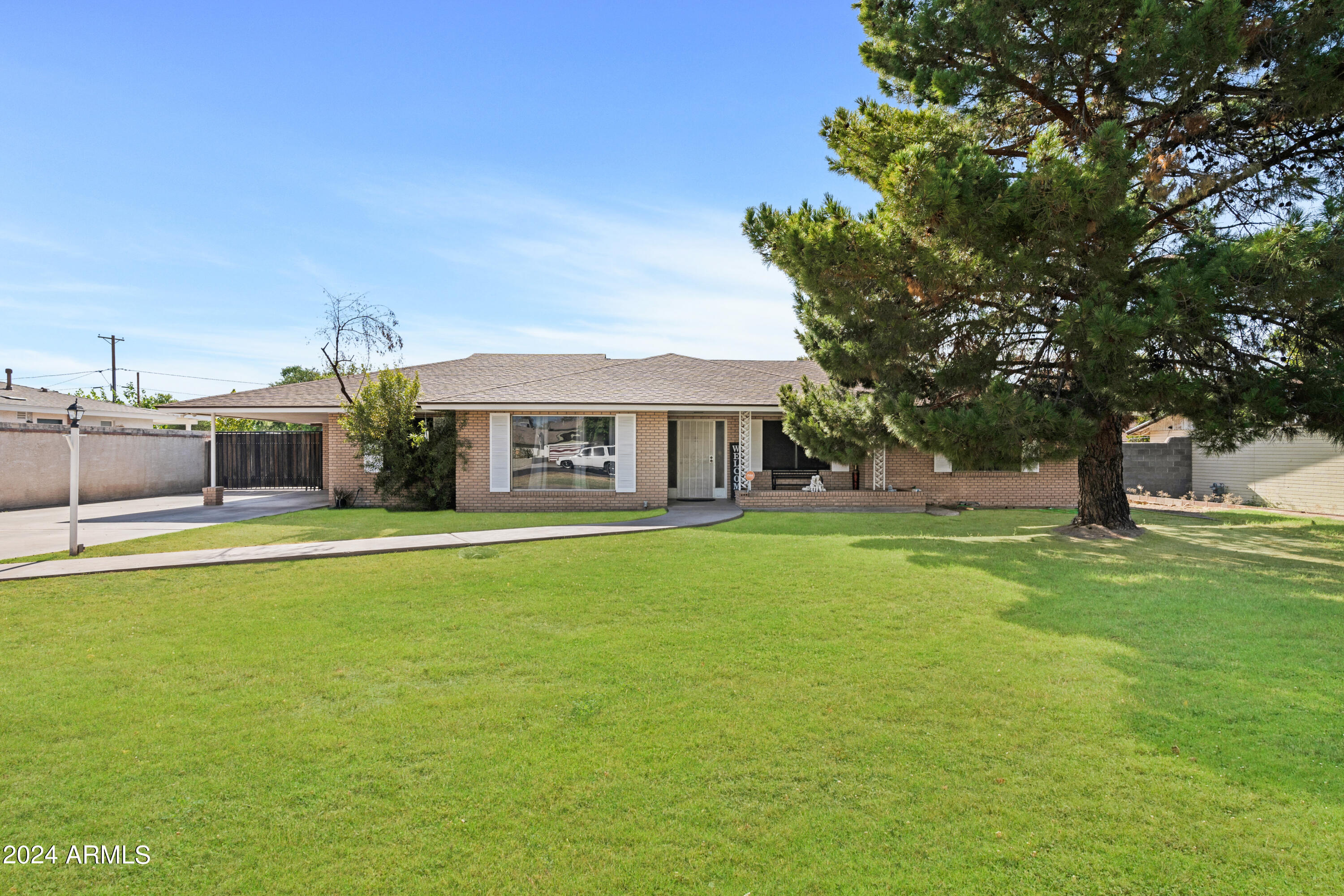 8026 South 13th Place Phoenix, AZ 85042 - Photo 1 of 48 DSC08088