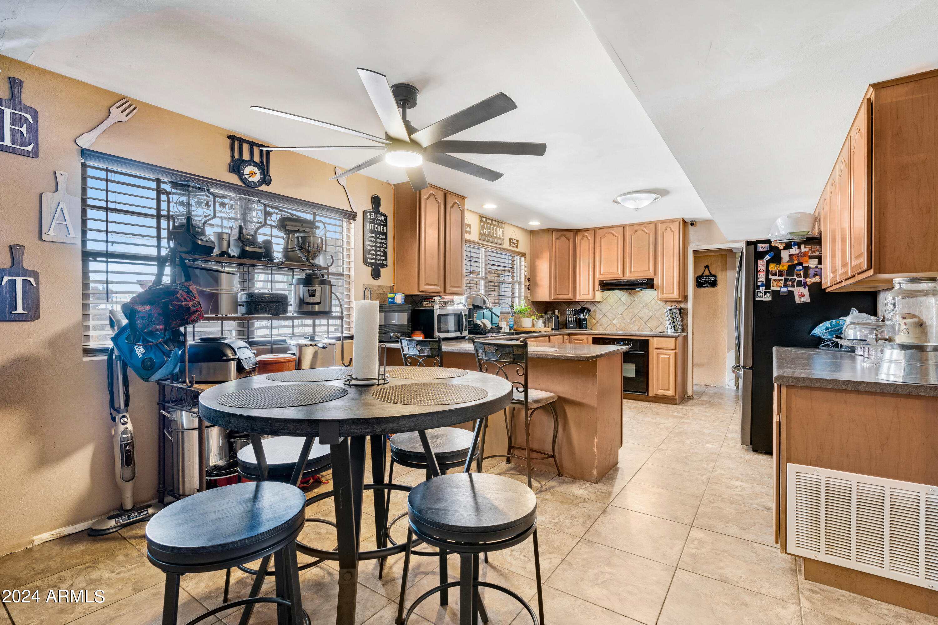 8026 South 13th Place Phoenix, AZ 85042 - Photo 20 of 48 DSC07994