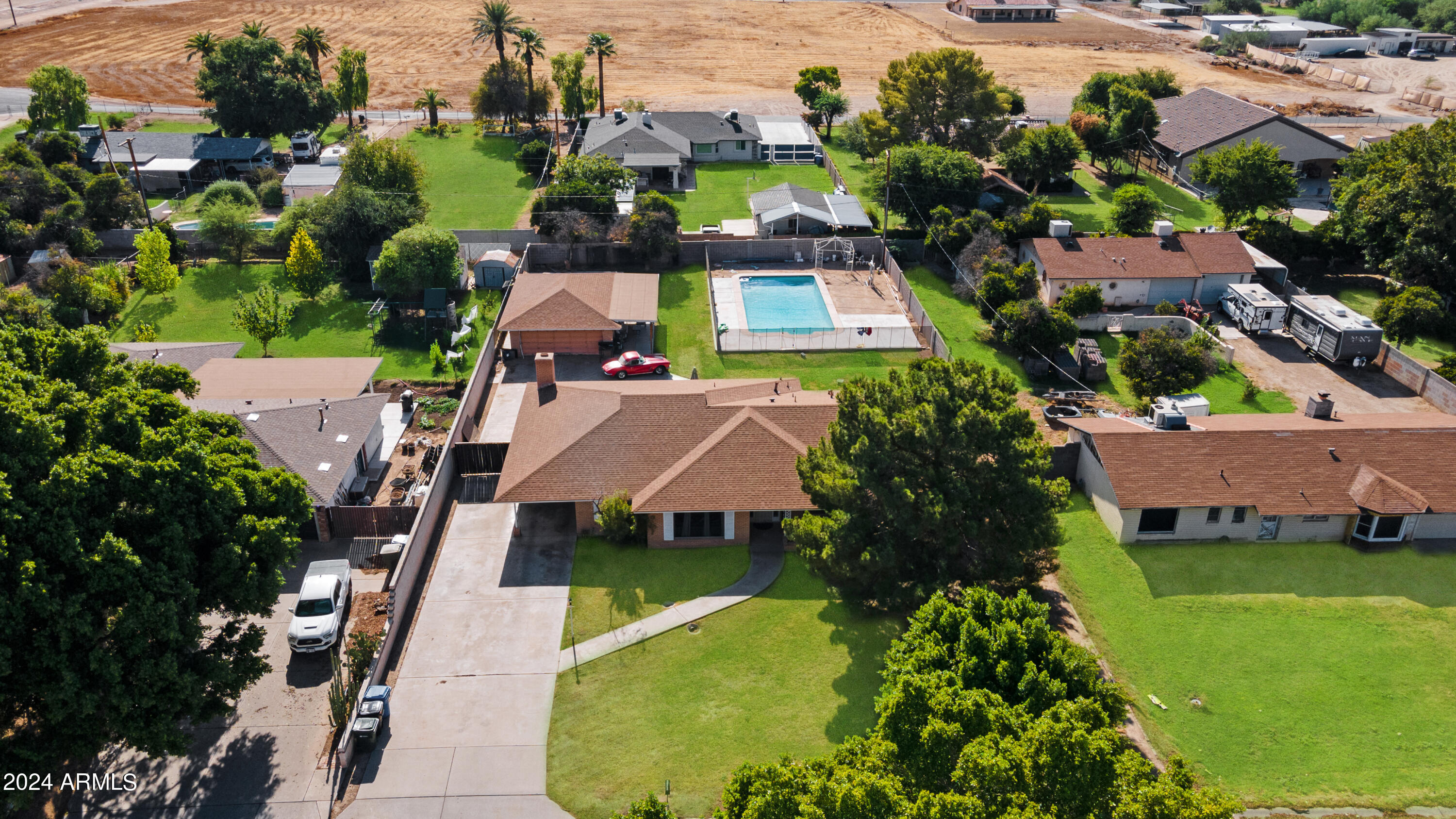 8026 South 13th Place Phoenix, AZ 85042 - Photo 8 of 48 DJI_0331