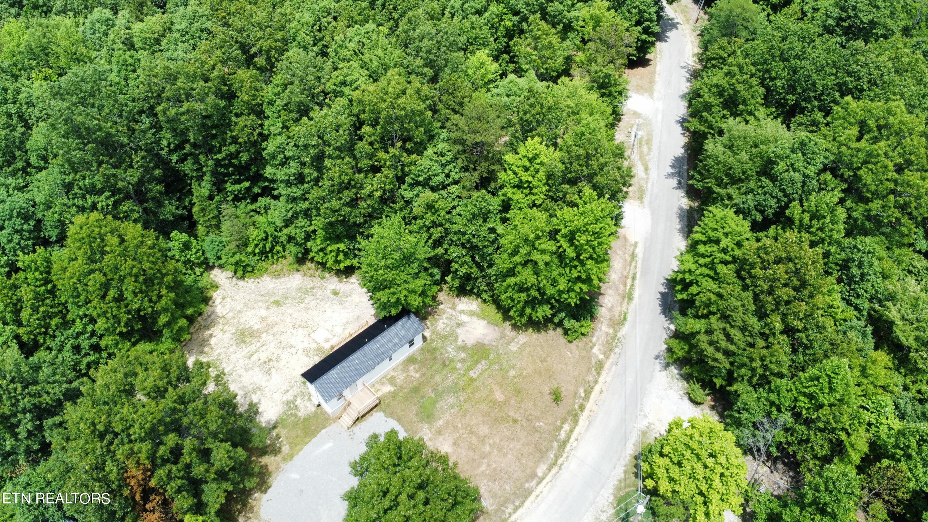 837 Slaven Ridge Road Jamestown, TN 38556 - Photo 21 of 22 IMG_0298