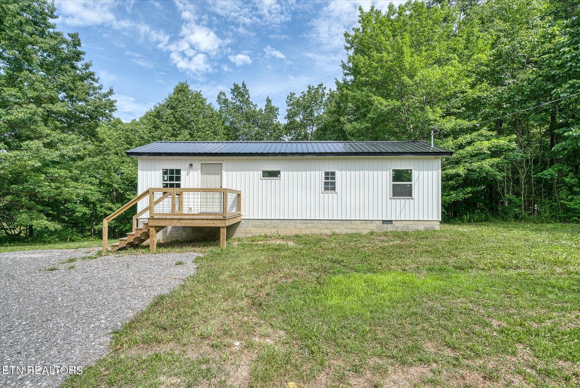 837 Slaven Ridge Road Jamestown, TN 38556 - Photo 3 of 22 01-837 Slaven Ridge Rd-4-2