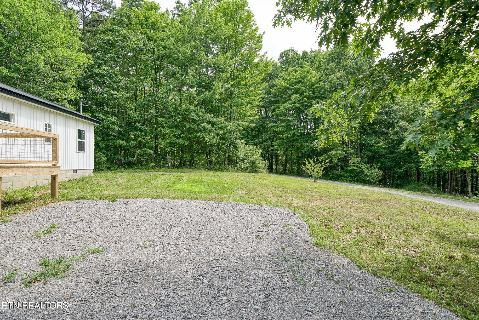 837 Slaven Ridge Road Jamestown, TN 38556 - Photo 5 of 22 02-837 Slaven Ridge Rd-14-2