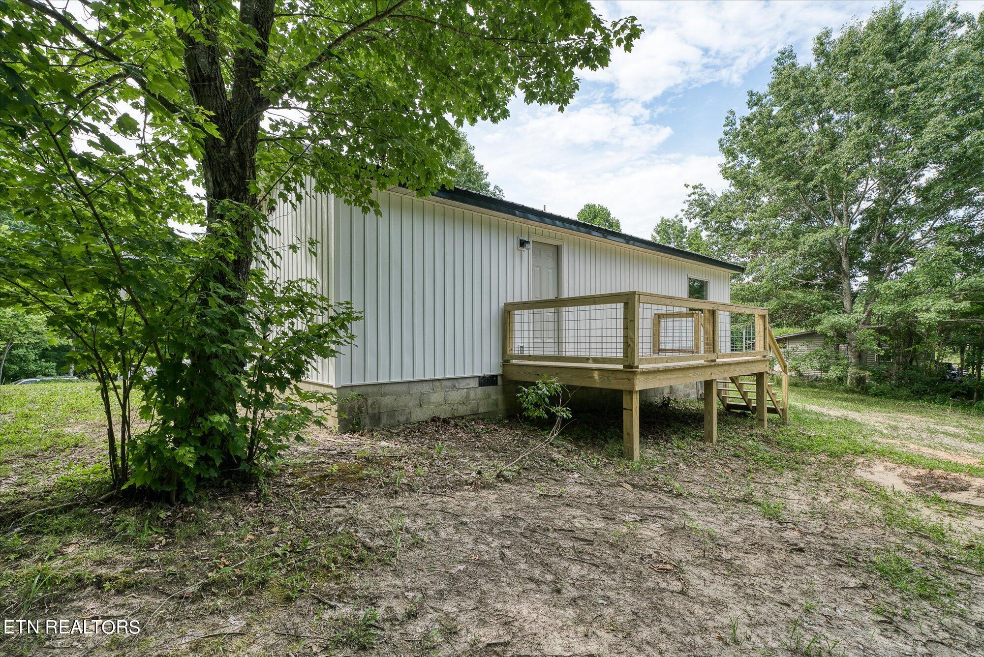837 Slaven Ridge Road Jamestown, TN 38556 - Photo 8 of 22 07-837 Slaven Ridge Rd-43-2