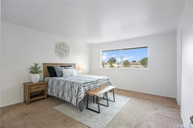 $765,000 | 9594 Pettswood Drive, Unit 4, Huntington Beach, CA 92646