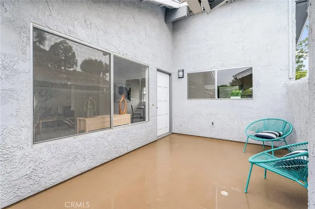 $765,000 | 9594 Pettswood Drive, Unit 4, Huntington Beach, CA 92646