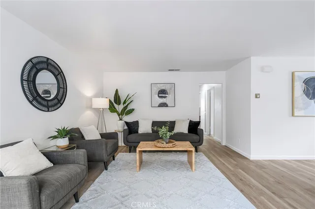 $765,000 | 9594 Pettswood Drive, Unit 4, Huntington Beach, CA 92646