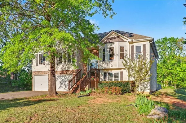 $369,900 | 65 Indian Hills Drive, Rydal, GA 30171