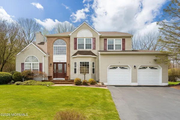 $999,000 | 433 Meadowood Road, Jackson, NJ 08527