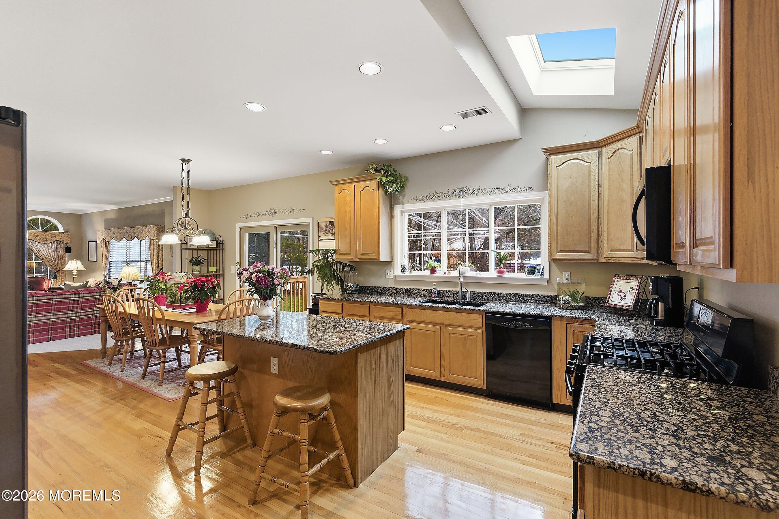 433 Meadowood Road Jackson, NJ 08527 - Photo 10 of 48 15-Kitchen 1A
