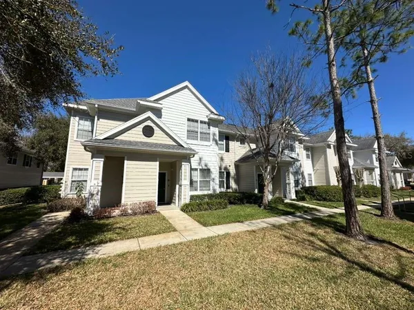 $279,900 | 225 Southern Pecan Circle, Unit 208, Winter Garden, FL 34787