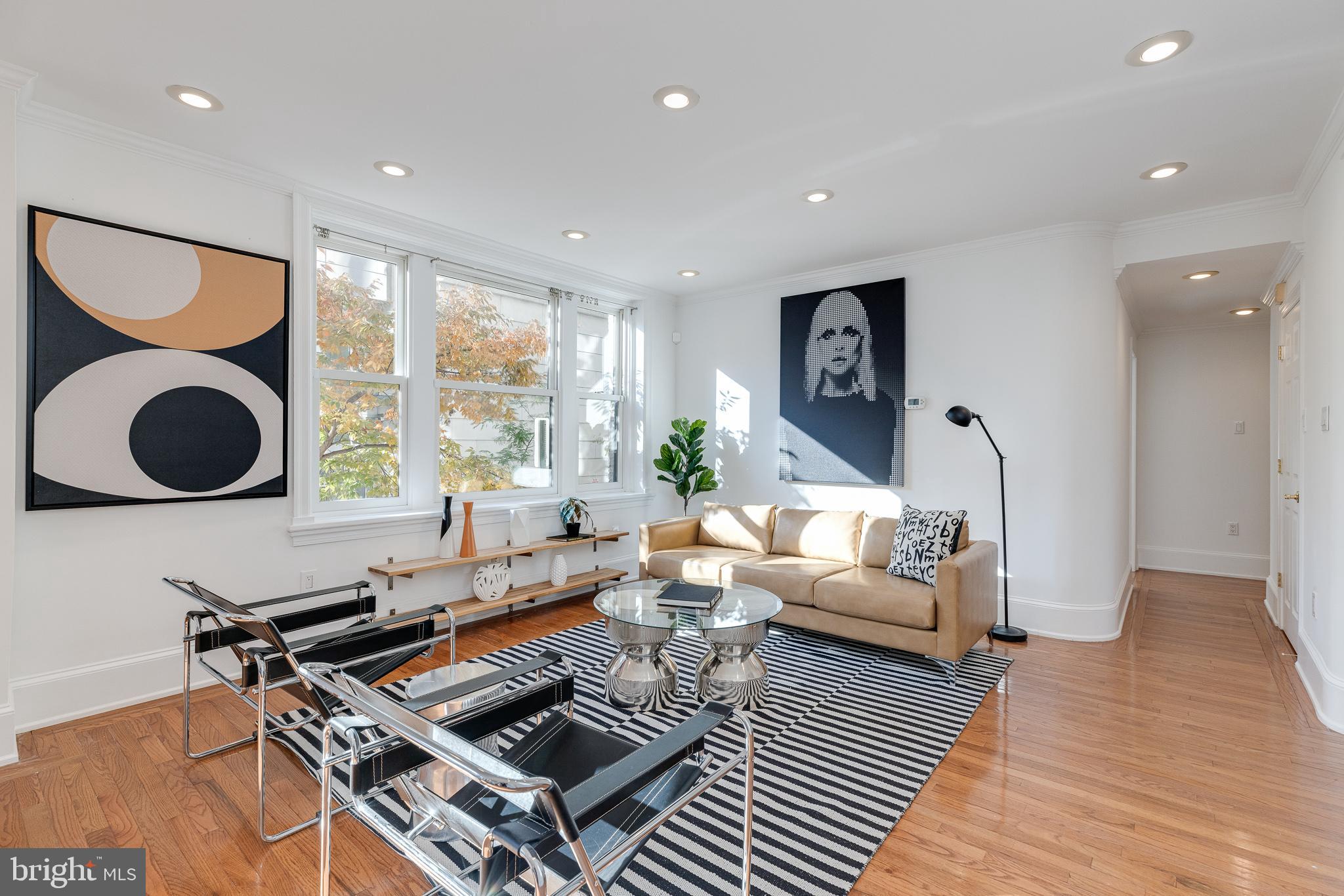 250 South 17th Street, Unit 100 Philadelphia, PA 19103 - Photo 3 of 37