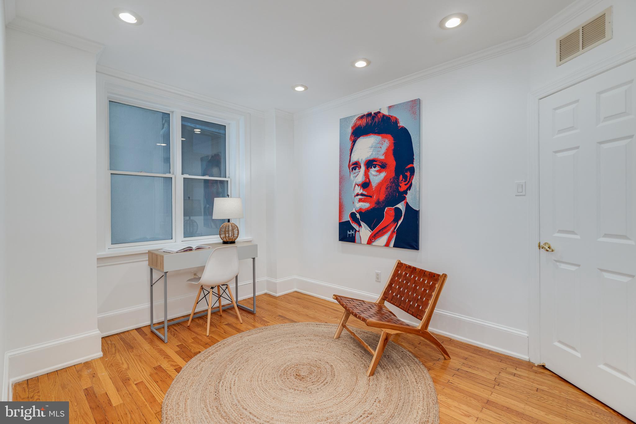 250 South 17th Street, Unit 100 Philadelphia, PA 19103 - Photo 22 of 37