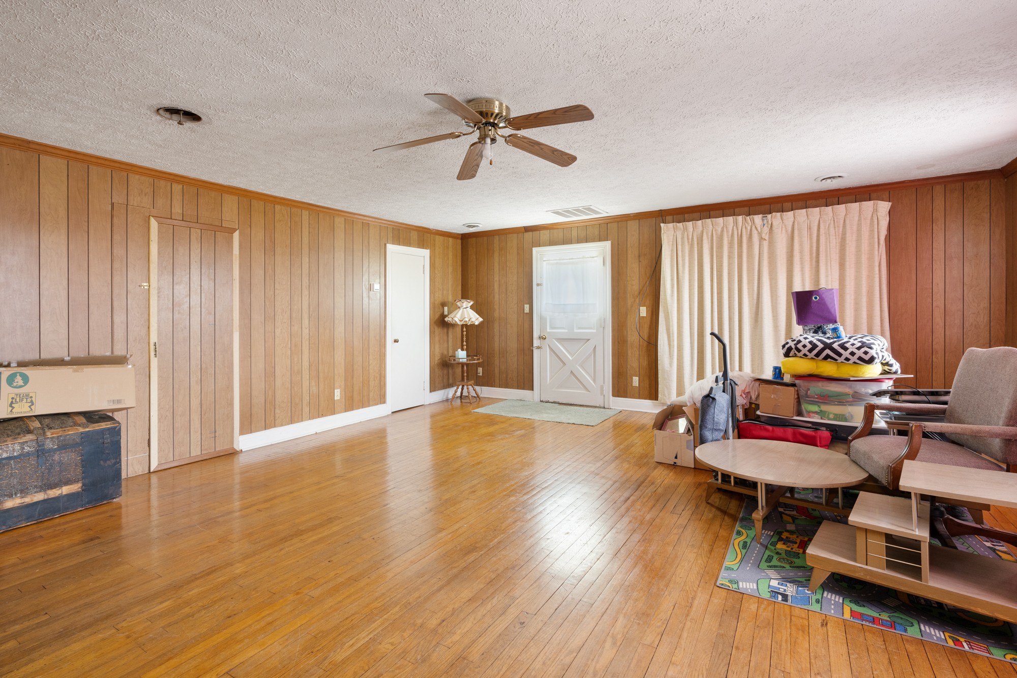 8915 Lyles Road Lyles, TN 37098 - Photo 25 of 39 a living room with furniture and wooden floor