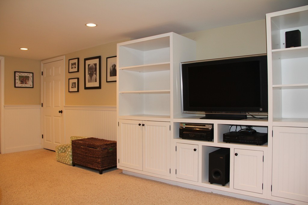 42 Wanders Drive Hingham, MA 02043 - Photo 25 of 30