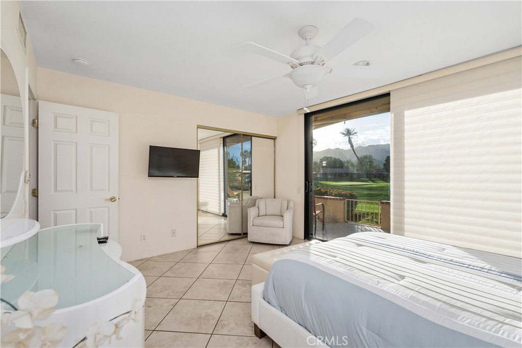 68 La Ronda Drive Rancho Mirage, CA 92270 - Photo 19 of 33