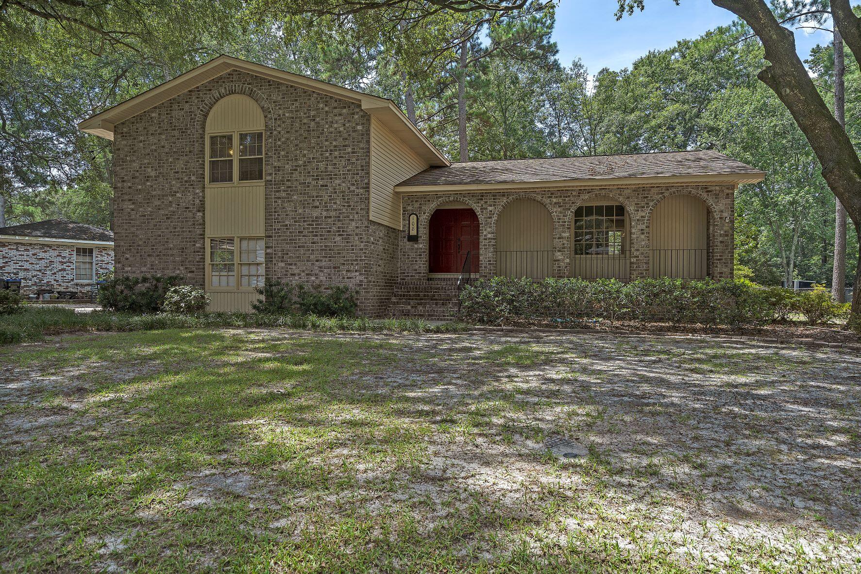108 Arbor Road Summerville, SC 29485 - Photo 1 of 20 108aa13