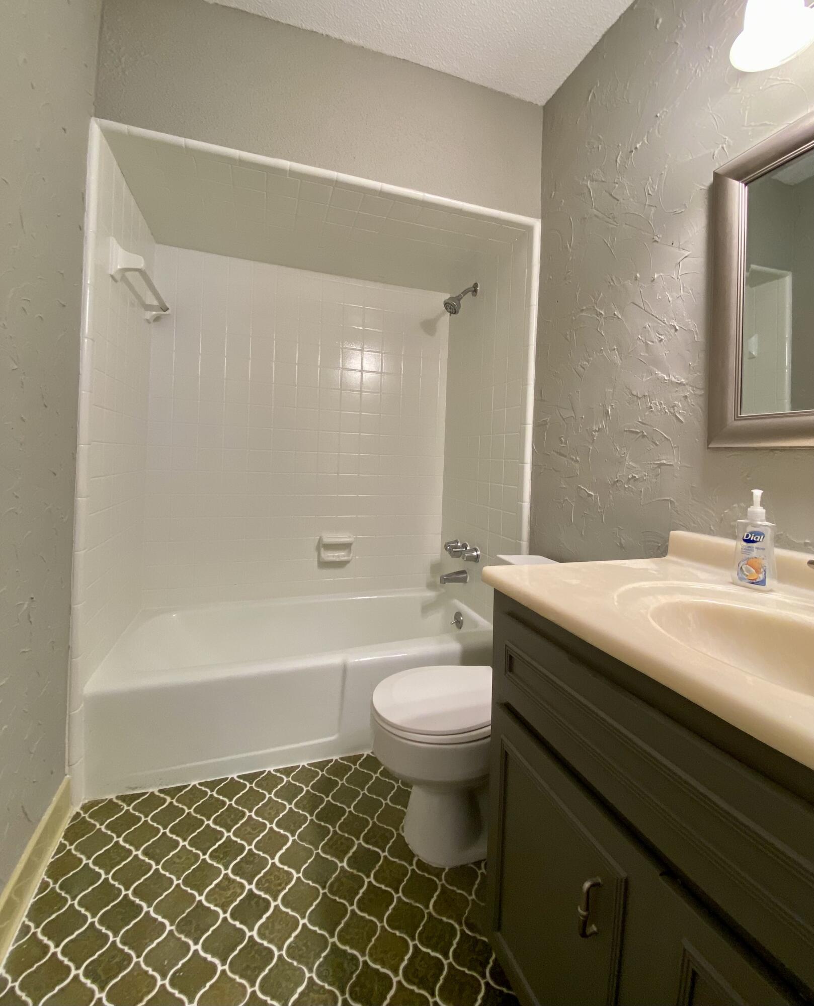 108 Arbor Road Summerville, SC 29485 - Photo 13 of 20 IMG_9035 (1)