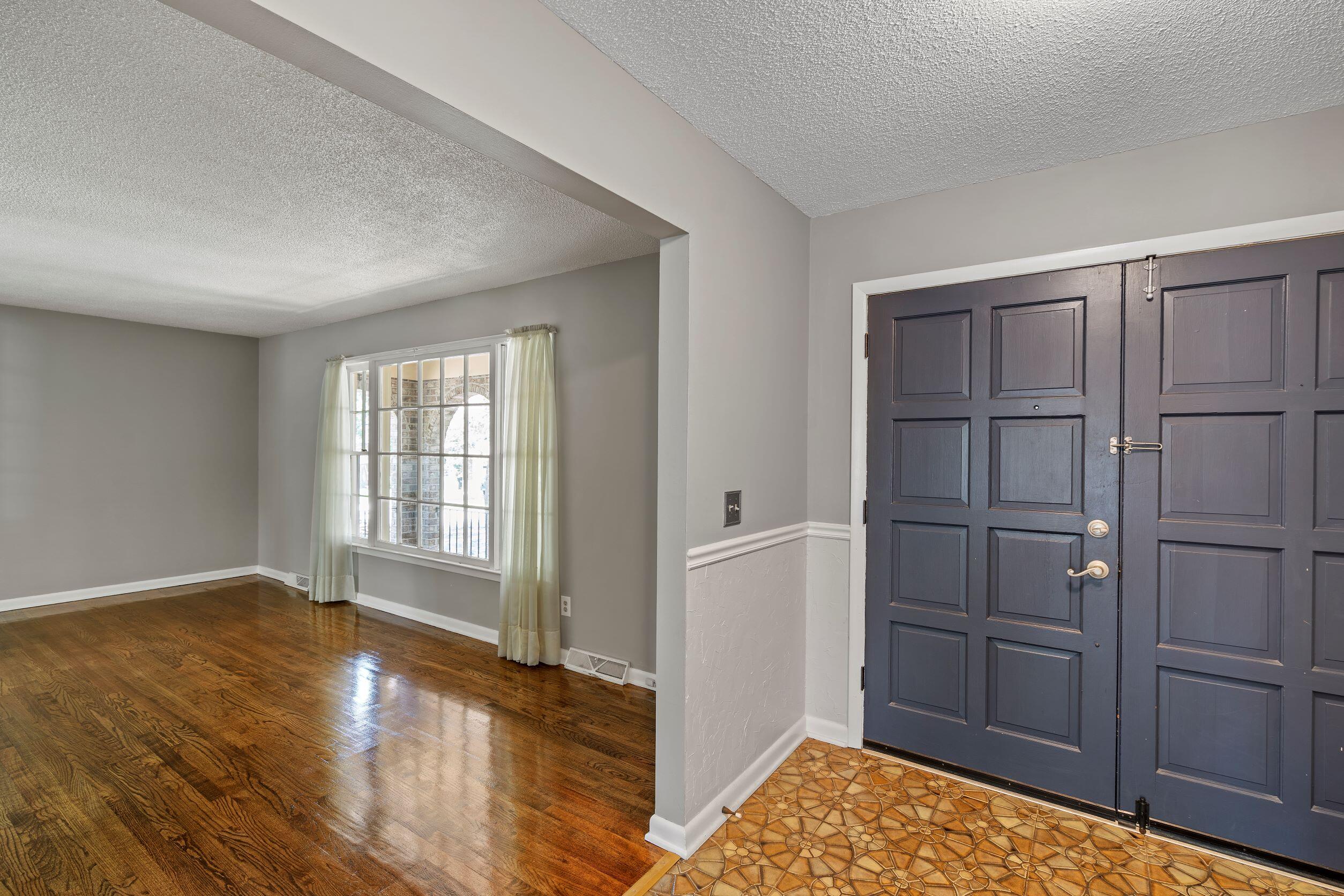108 Arbor Road Summerville, SC 29485 - Photo 7 of 20 108aa2